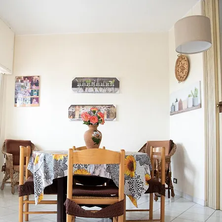 Frida House Apartmán *